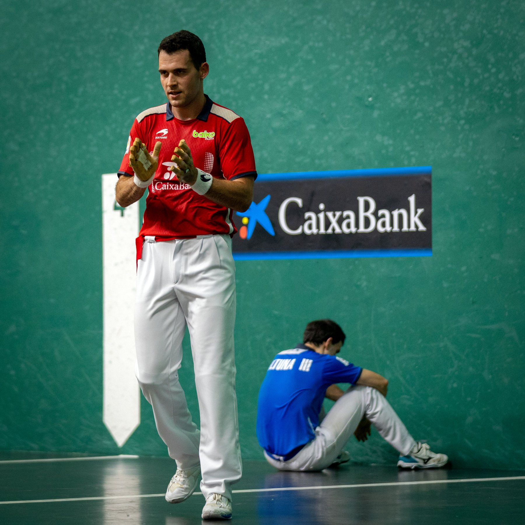 Los Farolillos Rojos Salen Respondones Aspe Pelota