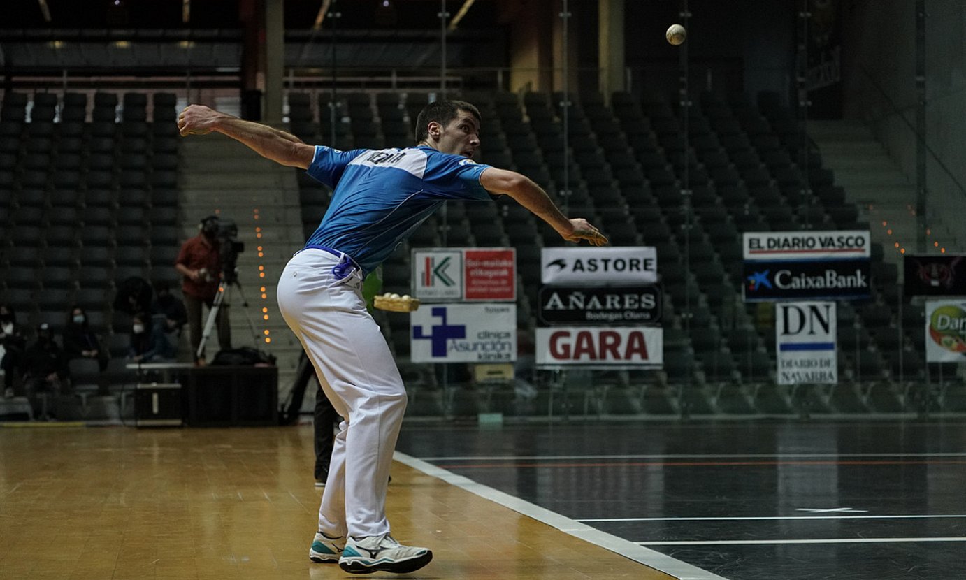 Beñat Rezusta, pilota jotzear, final-zortzirenetako partidan