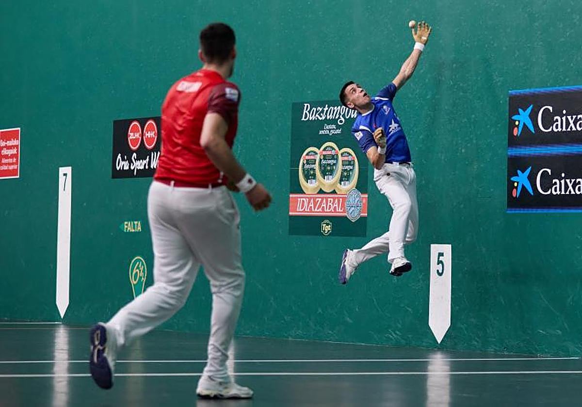 Qora mushukdagi cums